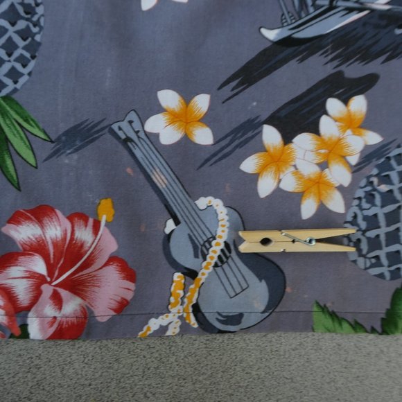 Vintage 70s Aloha Shirt Kennington Tiki Canoe Rigger Flowers Pineapples Guitar - Picture 10 of 10